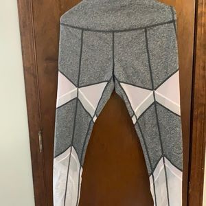 Gray and white mesh workout leggings